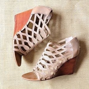 Adrienne Vittadini Sand Wedges